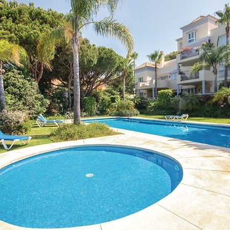 Beautiful Apartment In Marbella-Cabopino With 2 Bedrooms, Wifi And Outdoor Swimming Pool 외부 사진