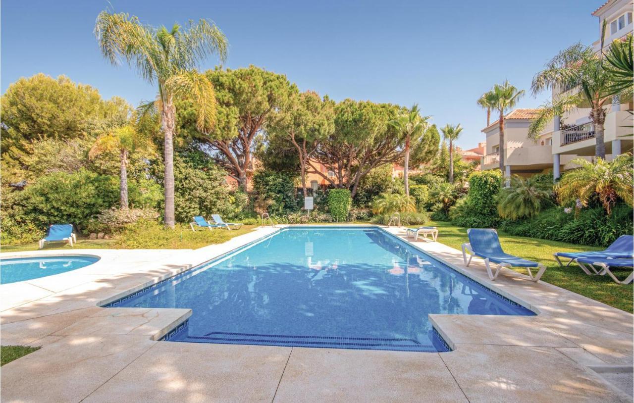 Beautiful Apartment In Marbella-Cabopino With 2 Bedrooms, Wifi And Outdoor Swimming Pool 외부 사진