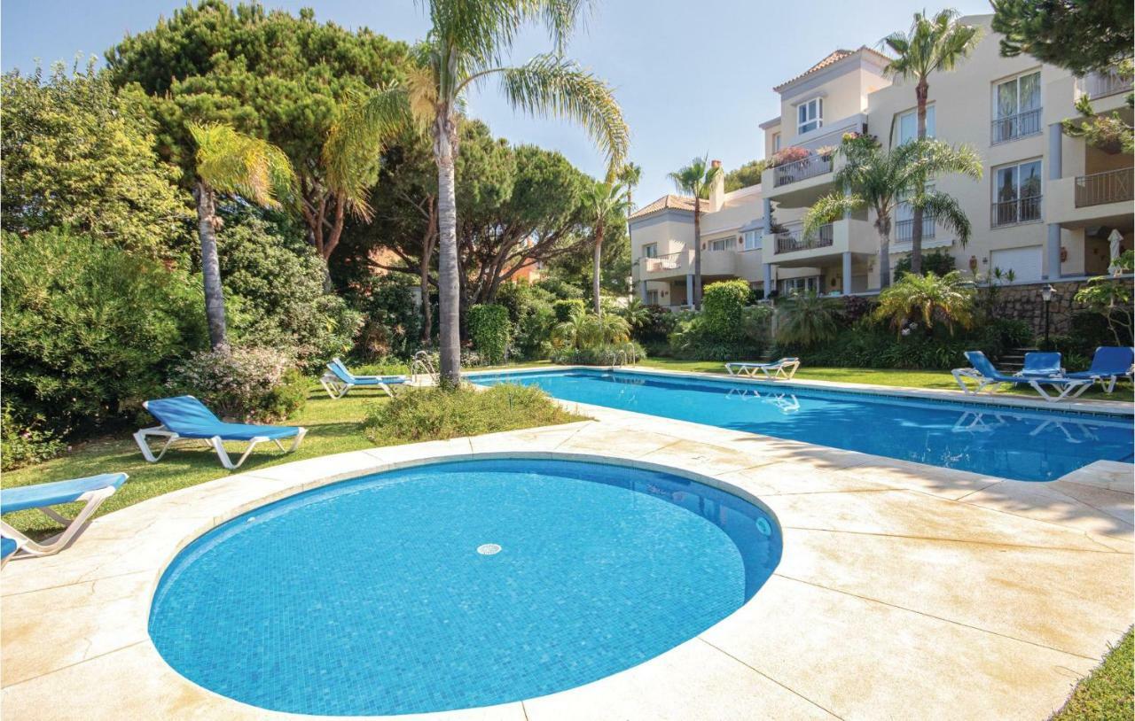 Beautiful Apartment In Marbella-Cabopino With 2 Bedrooms, Wifi And Outdoor Swimming Pool 외부 사진